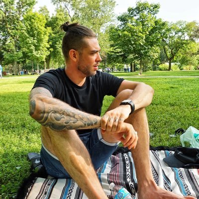 Profile Picture of Andrew Weir (@andruu) on Twitter