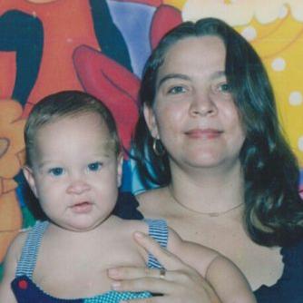 Profile Picture of Norma Espinal (@normitaespinal) on Twitter