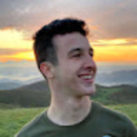 Profile Picture of Matthew Lerner (@matthewlerner) on Poshmark