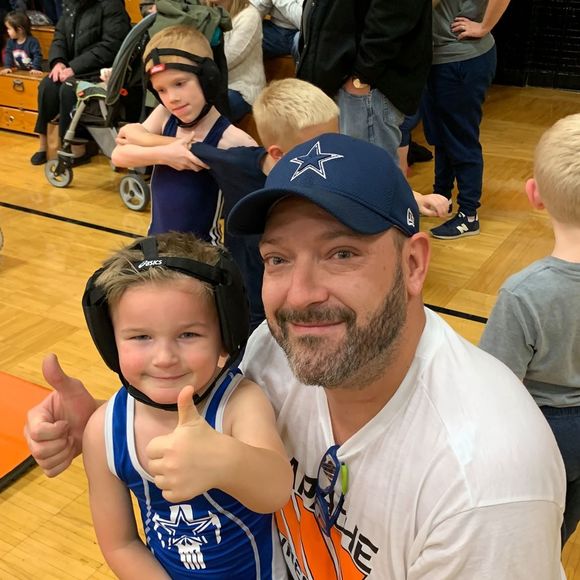 Profile Picture of Chevy Graves (@chevygraves1) on Poshmark