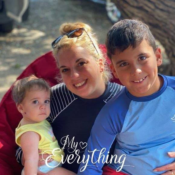 Profile Picture of Saray Stakemann (@1985saray) on Poshmark