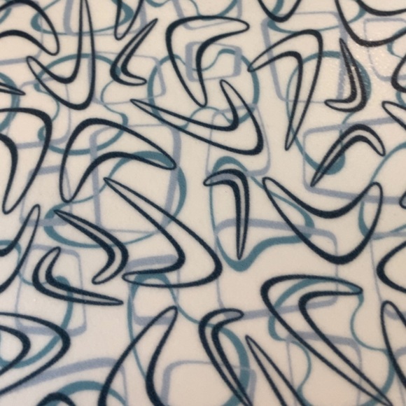 Profile Picture of Cash Varnon (@cash_lv2) on Poshmark