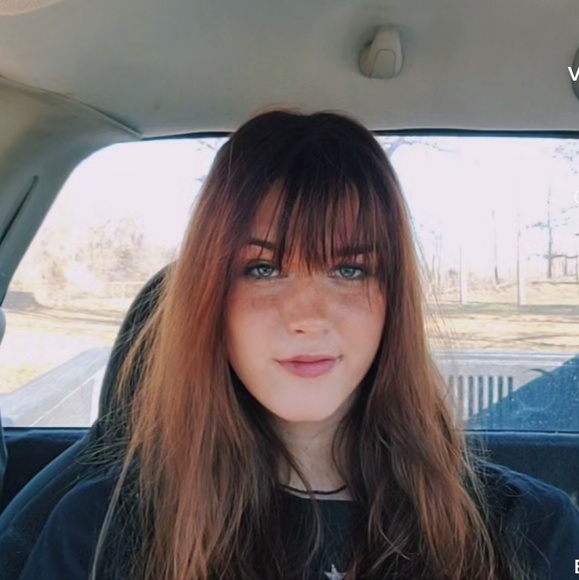 Profile Picture of Nadia Wilson (@nadia_wilson) on Poshmark