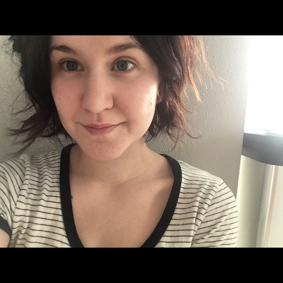 Profile Picture of Debbi Pykkonen (@debbipykkonen) on Poshmark