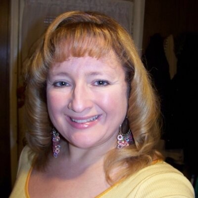Profile Picture of Beverly Walters (@honeymaker1966) on Twitter