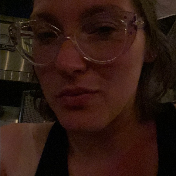 Profile Picture of Ashley Atton (@ehjayeh) on Poshmark