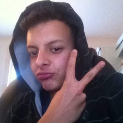 Profile Picture of Valet Damien (@WaNtEzEd9) on Twitter