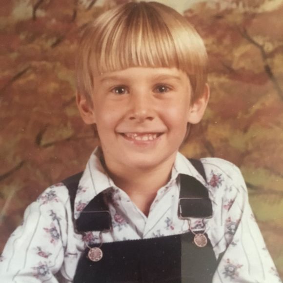 Profile Picture of Daniel Machock (@danielmachock) on Poshmark