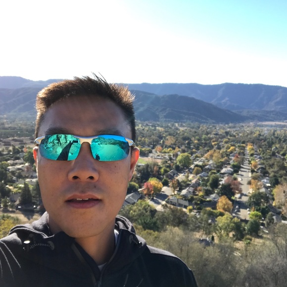 Steven Huie - Poshmark Profile Picture of Steven Huie (@ginfay) on Poshmark