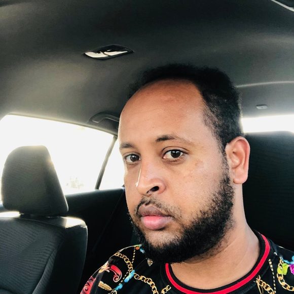 Profile Picture of Ahmed Abas (@midu4812) on Poshmark