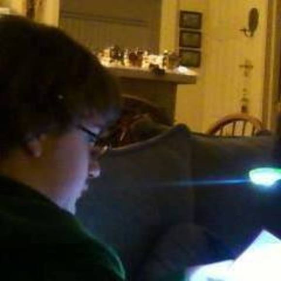 Profile Picture of Sonya Dobay (@sjdobay) on Poshmark