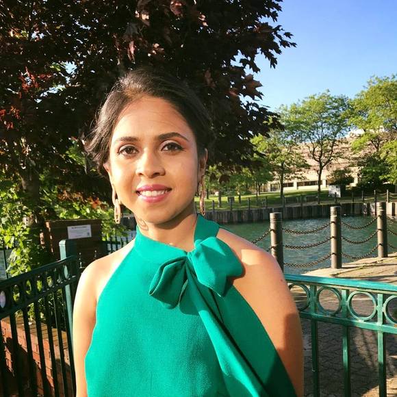 Profile Picture of Rujuta Katkar (@katkarrujuta) on Poshmark