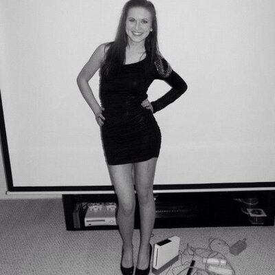Profile Picture of Emily  ✌ (@emily_a_smoot) on Twitter