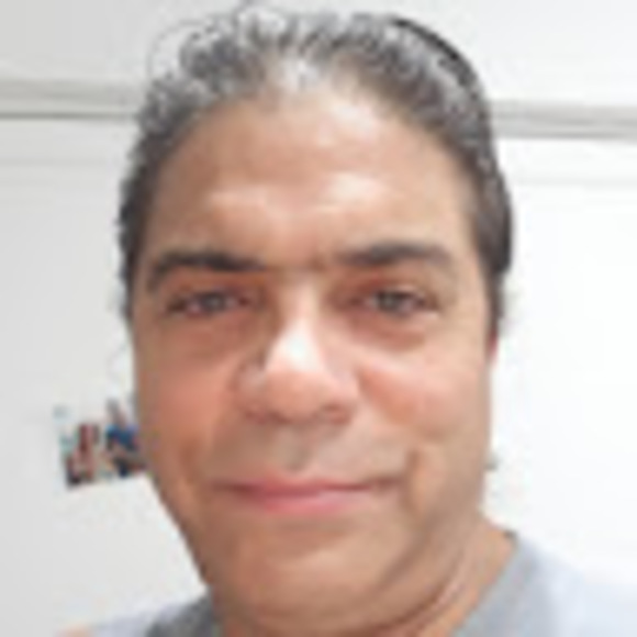 Profile Picture of Victor l Pozo luis (@vluis050) on Poshmark
