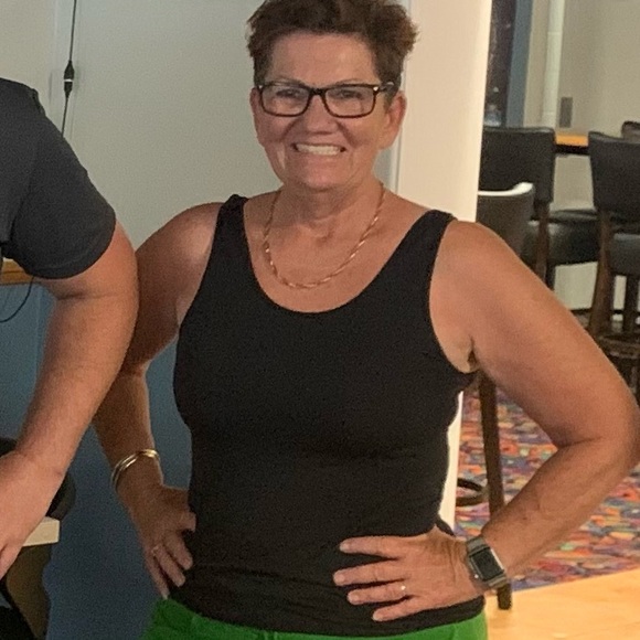 Profile Picture of Trish Berrill (@trishberrill) on Poshmark