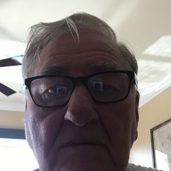 Profile Picture of George De rappard (@georgederappard) on Poshmark