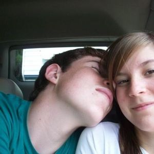 Profile Picture of Lori Deturo (@_giraffesaresexy_) on Myspace