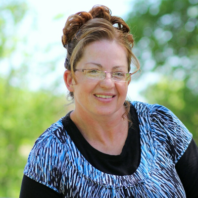 Profile Picture of Gwen Peterson (@gwnptrsn) on Twitter