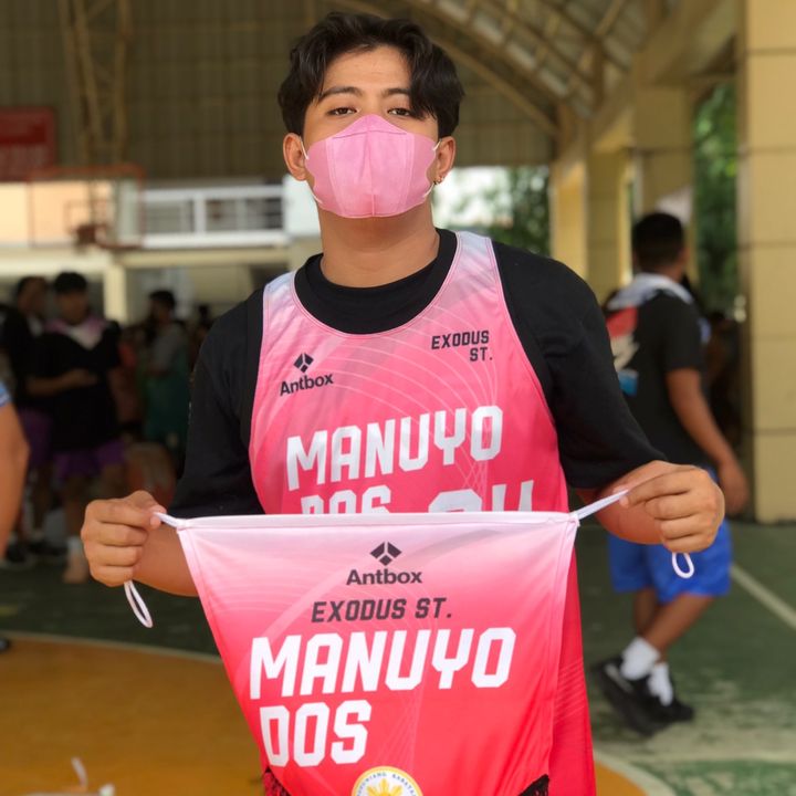 Profile Picture of John (@johnloure) on Tiktok