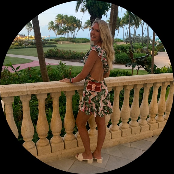 Michele Drommerhausen - Poshmark Profile Picture of Michele Drommerhausen (@drommerhausenm) on Poshmark