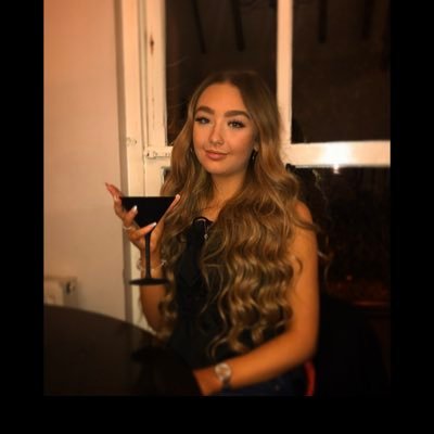 Profile Picture of Isabelle Hill (@Isabell20720980) on Twitter