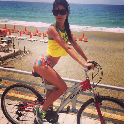 Profile Picture of Aya Hicks (@MadisonNeff) on Twitter