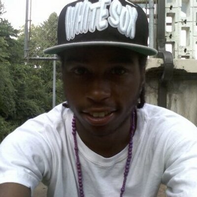 Profile Picture of Rondell Foster (@ManThisWeedGood) on Twitter