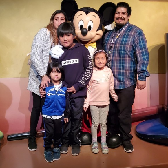 Profile Picture of Richard Vasquez (@vasquez38r) on Poshmark