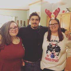 Profile Picture of Shelly Holden (@user8384076760790) on Tiktok