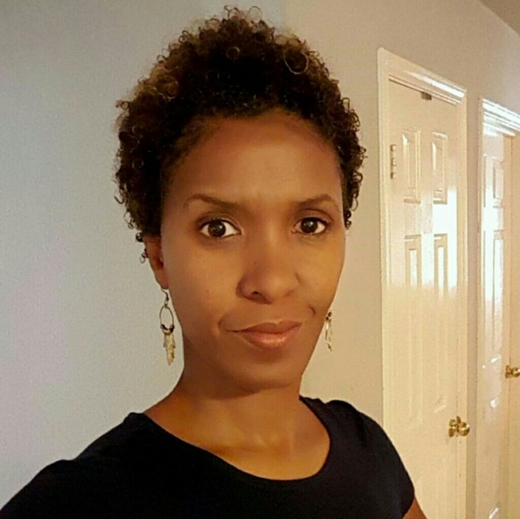 Profile Picture of Chantal Grimball (@zgraciela) on Poshmark