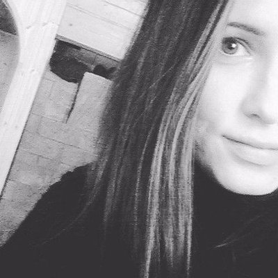 Profile Picture of Alice Young (@LisOles) on Twitter