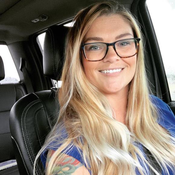 Profile Picture of Amber Wilkins (@adw83) on Poshmark