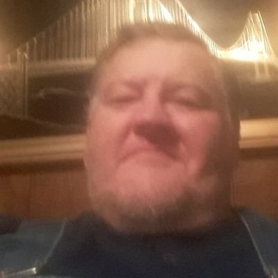 Profile Picture of Jeff Lawson (@Jeffrey24622837) on Twitter