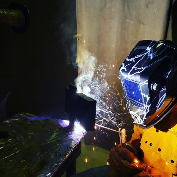 William Bryan - Poshmark Profile Picture of William Bryan (@william_bryan) on Poshmark