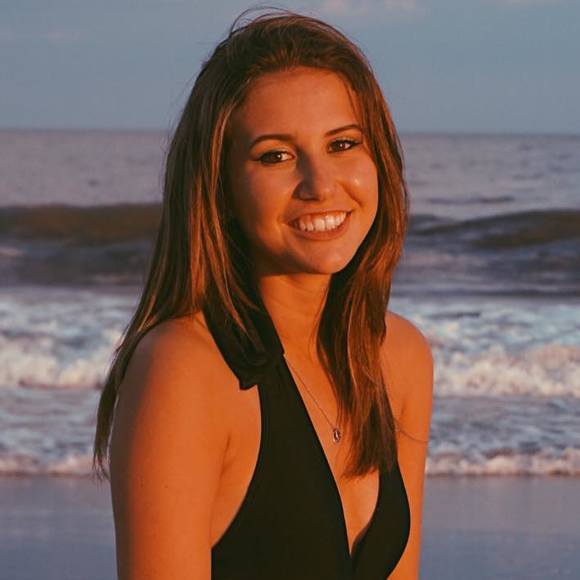 Profile Picture of Rachel Hidalgo (@racchelmariie) on Poshmark