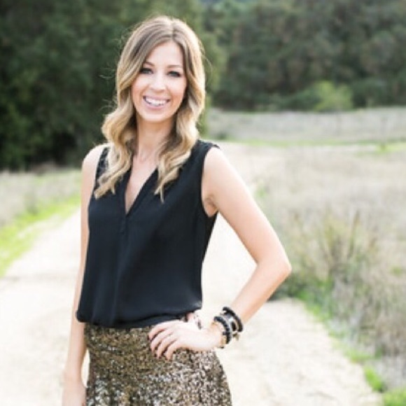 Profile Picture of Carley Sleeger (@cmsleeger) on Poshmark