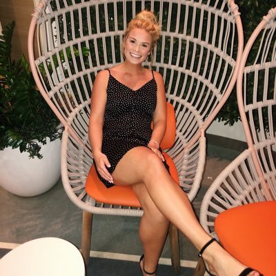 Profile Picture of Michaela Larson (@micchicken_) on Twitter