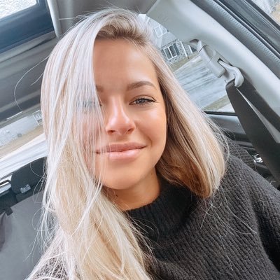 Profile Picture of Nicole (@nicole_sheldon_) on Twitter