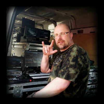 Profile Picture of Marek Wojciechowski (@MarekMarkymark) on Twitter