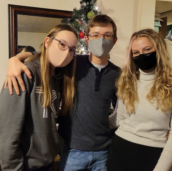 Profile Picture of Michelle Sturm (@chelle1220) on Poshmark