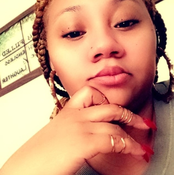 Seanie Lipscomb - Poshmark Profile Picture of Seanie Lipscomb (@seanie) on Poshmark