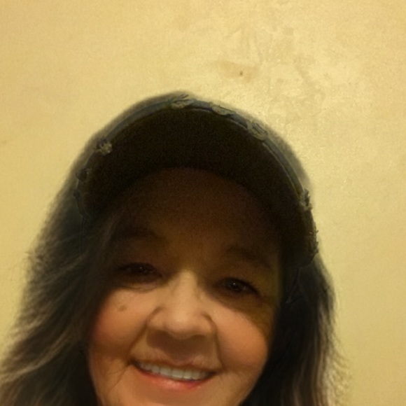 Profile Picture of Carla Whitley (@carla_whitley) on Poshmark