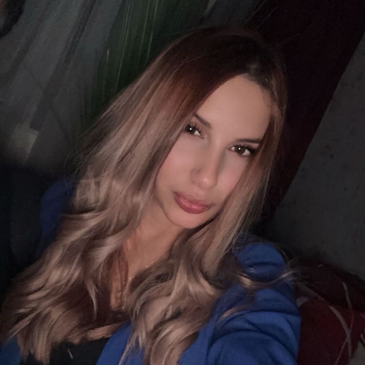 Profile Picture of Robert ♥️ Sisi (@robert_sisi) on Tiktok