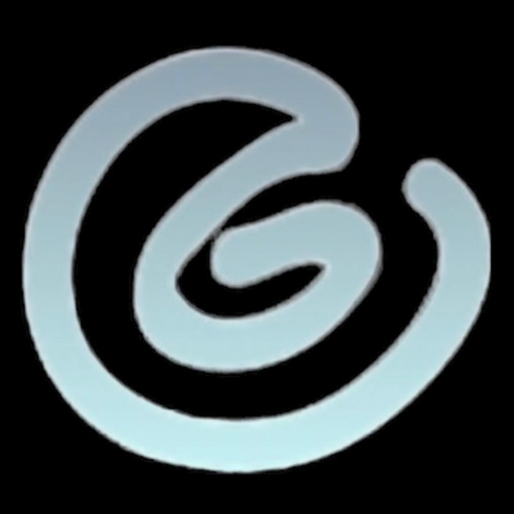 Profile Picture of Ivan Govea (@fre3style) on Poshmark