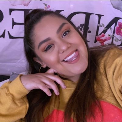 Profile Picture of Allison Wonderland (@AllisonnnnRocha) on Twitter