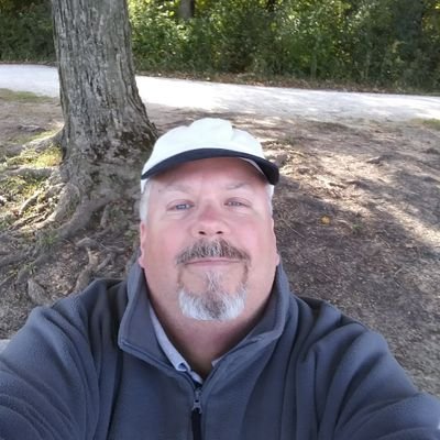 Profile Picture of Mike Bergstrom (@doc0965) on Twitter