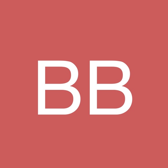 Profile Picture of Bonnie Batts (@bonniesue615) on Poshmark