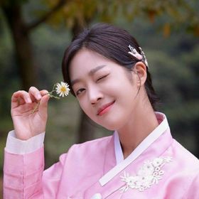 Profile Picture of Viviane Rocha (@jiahdeflorzinha) on Pinterest