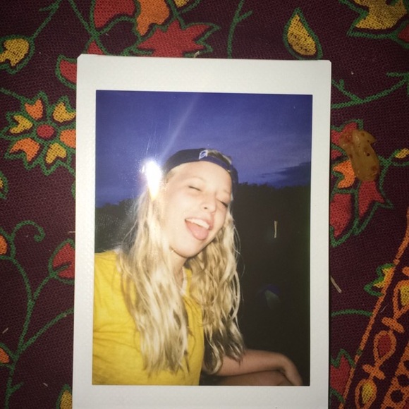 Profile Picture of Haley Chelette (@haleychelette) on Poshmark