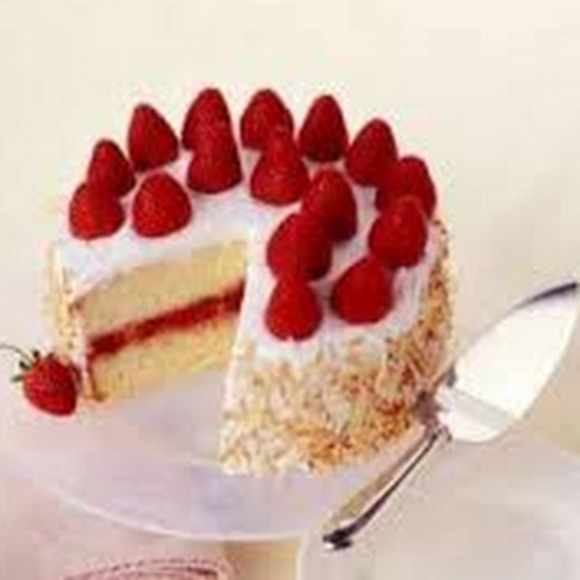 Profile Picture of Danielle Buteau-a (@deedeekingzz) on Poshmark